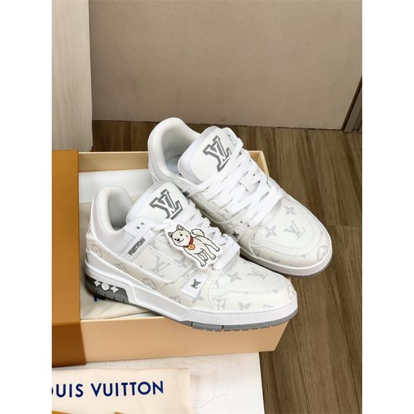流行スタイル2026春夏新作 素晴らしい ルイ ヴィトンスニーカーコピー  LOUIS VUITTON 激安(日本最大級)