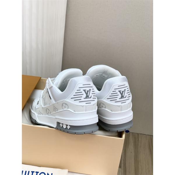 流行スタイル2026春夏新作 素晴らしい ルイ ヴィトンスニーカーコピー  LOUIS VUITTON 激安(日本最大級)