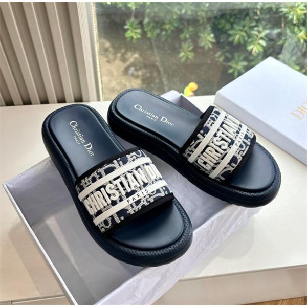 Dior ディオール サンダル  スーパーコピー レディース 今季で一番オシャレで大人気なアイテム 激安
