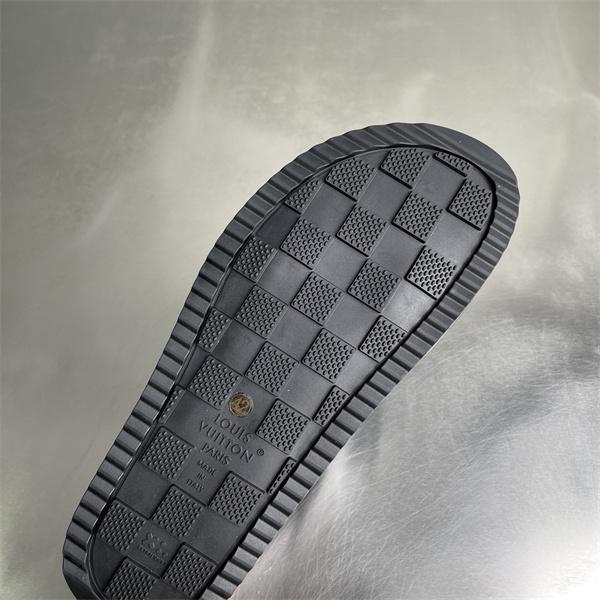 新着春夏2026セール ルイヴィトンサンダルコピー エレガントに着こなす LOUIS VUITTON  激安(日本最大級)
