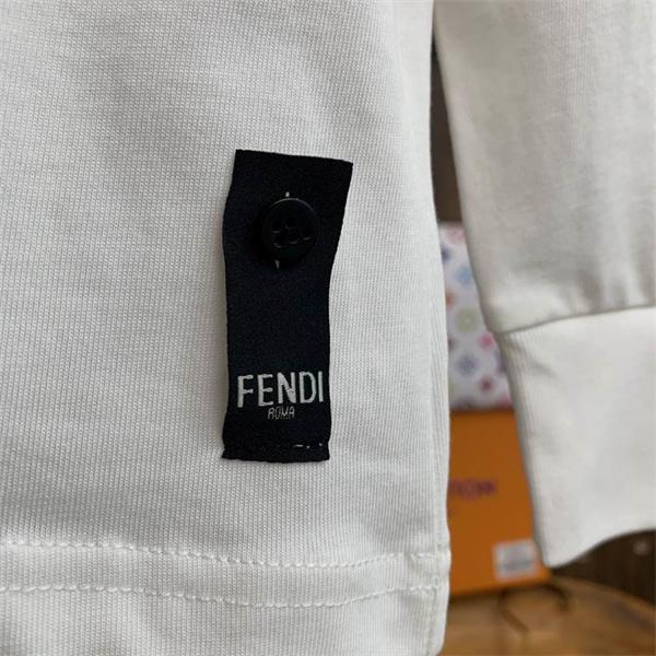 フェンディ ロングｔコピー男性用使いやすさ抜群クルーネックスタイリング ファッション