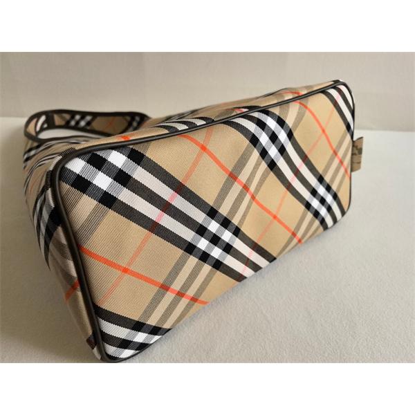 2026春夏の大注目トレンド  BURBERRY バーバリーバッグスーパーコピーブランド激安通販 専門店