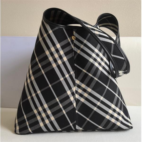素敵カジュアル春夏新品 バーバリーバッグコピー BURBERRY 2026トレンドブランド激安通販 専門店
