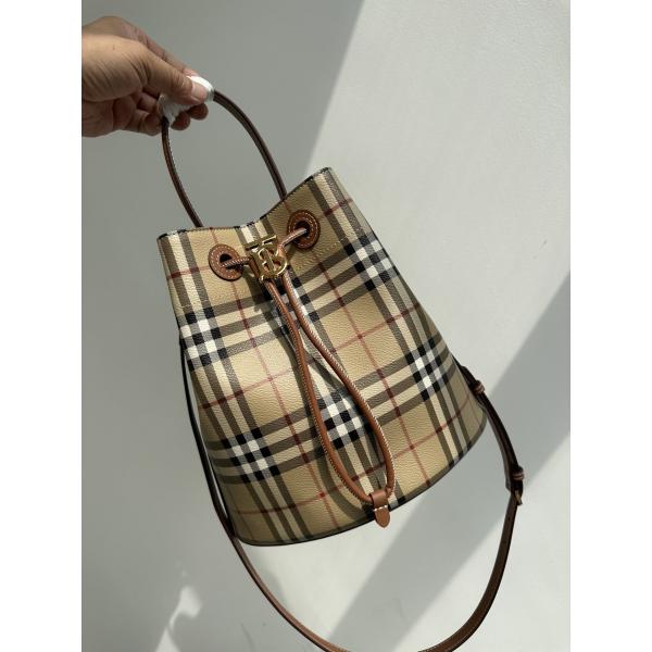 人贈り物にも◎  2026バーバリー BURBERRY ハンドバッグスーパーコピーブランド激安通販 専門店