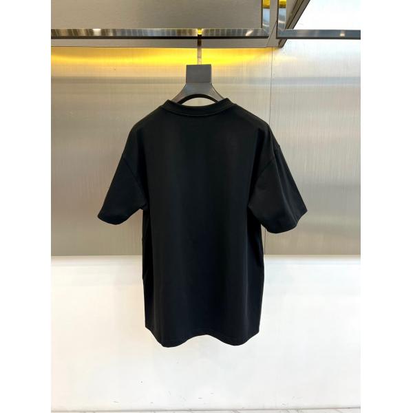 コーデの完成度を高める お手頃プライス モンクレール半袖Tシャツコピー MONCLER  ブランド激安173-71.5㎏着用Mサイズ