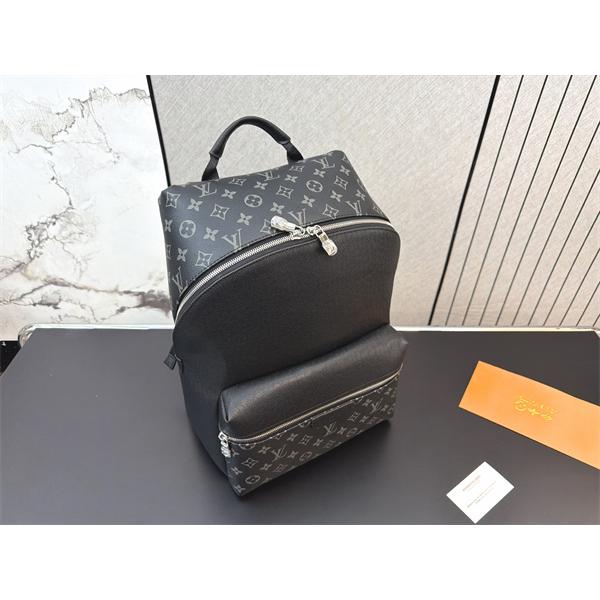 LOUIS VUITTON ルイ ヴィトン  リュックコピー動きやすく楽チンなスタイル  激安(日本最大級)