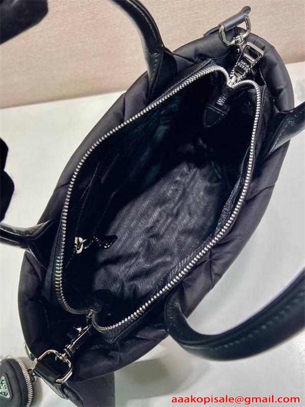 PRADA コピー プラダ ハンドバッグ ナイロンキルティング ブラック 2WAY ショルダーバッグ ミニポーチ付き 軽量 大容量 高級仕様 N級モデル レディース