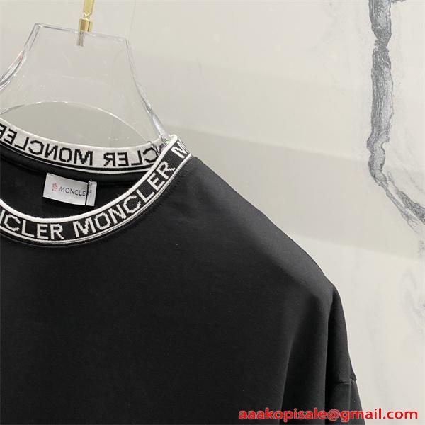 モンクレール コピー Moncler 半袖Tシャツ ブラック ホワイト ロゴネック クルーネック 刺繍ワッペン ストレッチコットン シンプル高級 ユニセックス