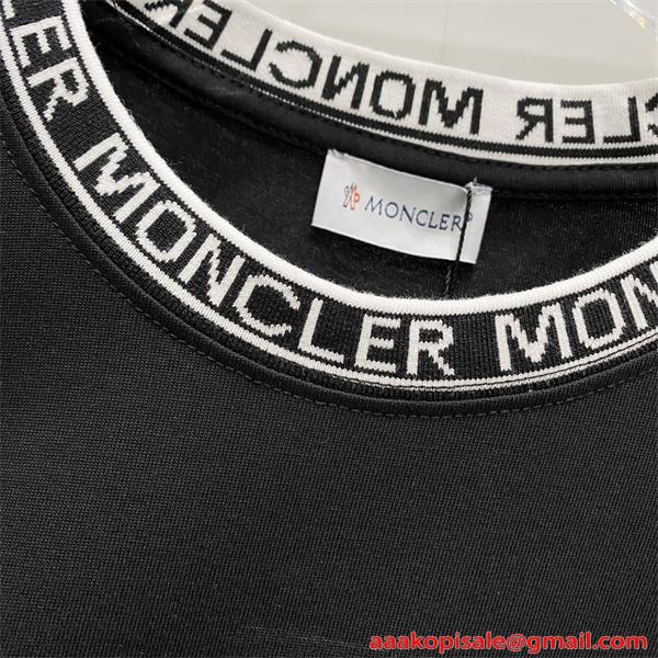 モンクレール コピー Moncler 半袖Tシャツ ブラック ホワイト ロゴネック クルーネック 刺繍ワッペン ストレッチコットン シンプル高級 ユニセックス