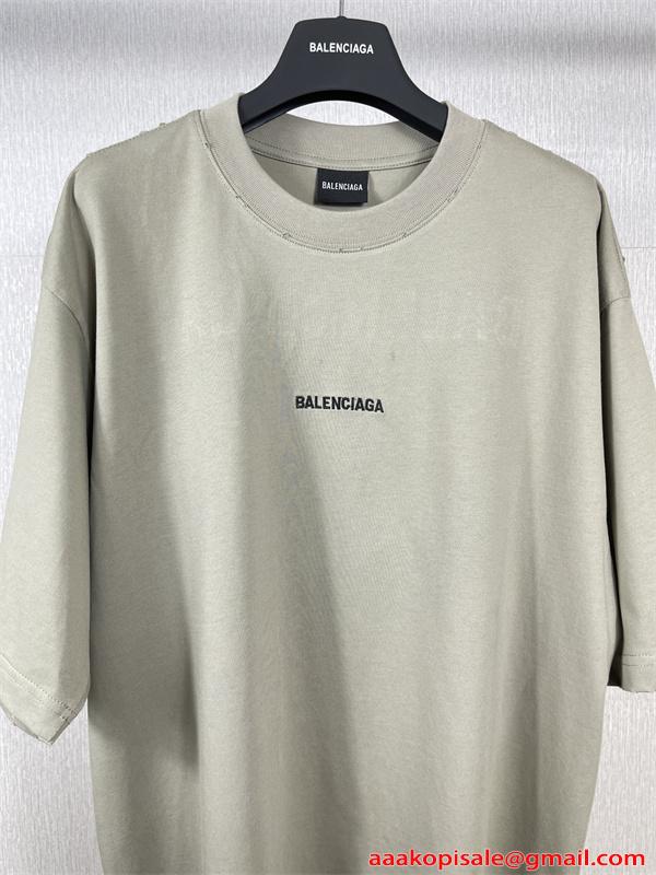 Balenciaga コピー バレンシアガ 半袖Tシャツ グレー ミニロゴ刺繍 オーバーサイズ ボタンディテール クルーネック 上質コットン モード系 メンズ