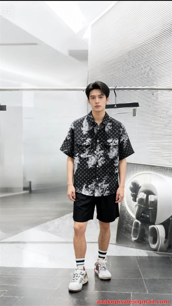 セットアップ Louis Vuitton 半袖シャツ ルイヴィトン コピー ショートパンツ ブラック 花柄 モノグラム 総柄 開襟風 リゾート 