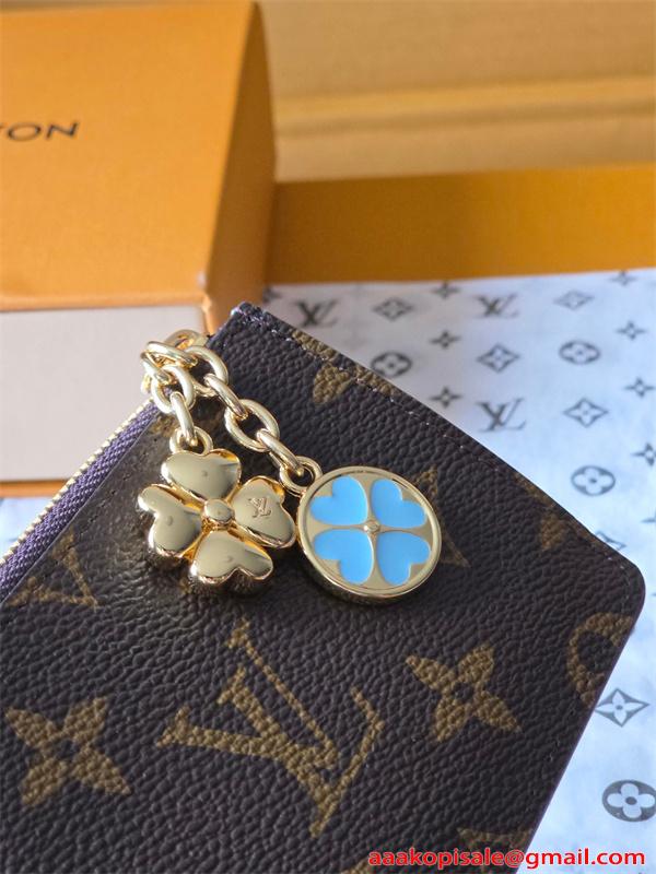 Louis Vuitton コピー ルイヴィトン M27770 カードケース モノグラム ブルー配色 チャーム付き コインケース ファスナー N級品 コンパクト財布 日本限定風