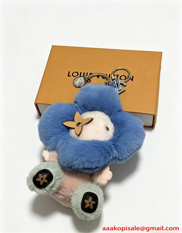 芸能人愛用2026トレンドルイビトンキーホルダーコピーAnger Forestシリーズ人気LOUIS VUITTON