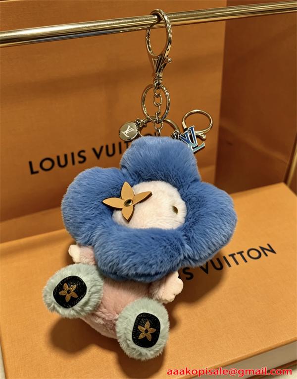 芸能人愛用2026トレンドルイビトンキーホルダーコピーAnger Forestシリーズ人気LOUIS VUITTON