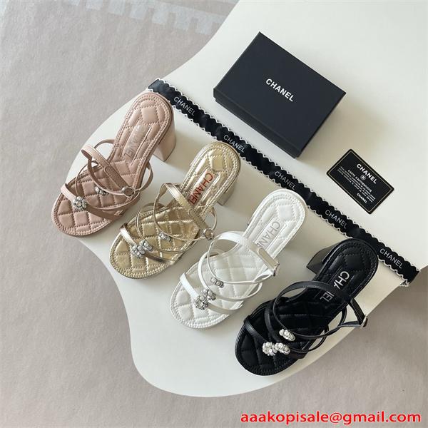  サンダル レディース シャネル コピー CHANELミュール チャンキーヒール ブラック ホワイト ベージュ ゴールド フラワービジュー ストラップサンダル スクエアトゥ 太ヒール 安定感 美脚 夏人気 