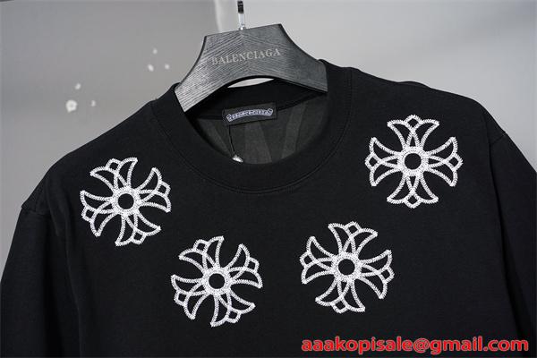 激安 刺繍Tシャツ クロムハーツ コピー CHROME HEARTS  クロス刺繍 ブラック ホワイト 半袖 ビッグシルエット ストリート系 ユニセックス フラワークロス バックデザイン 高見え 夏コーデ 