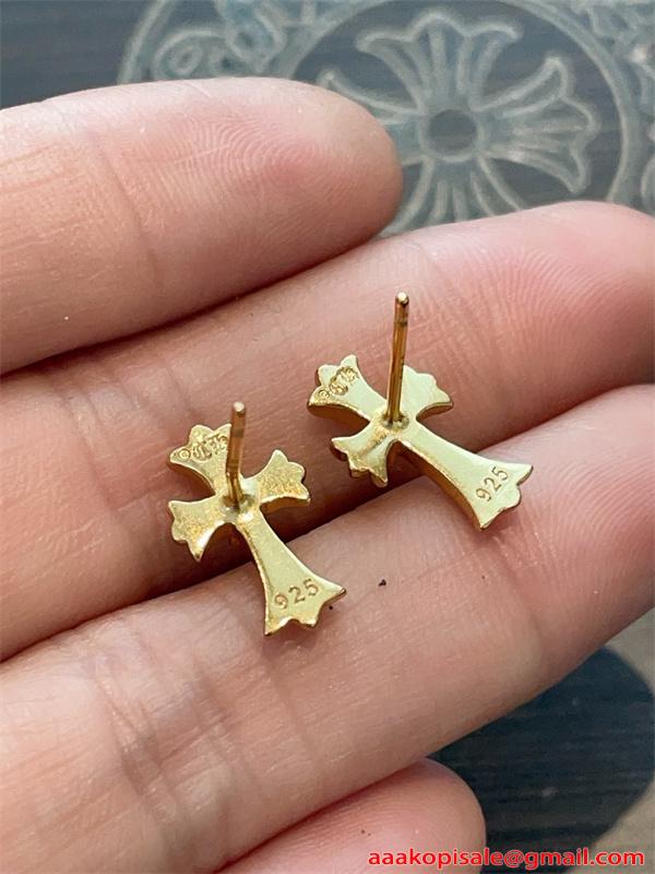 ユニセックス日常使いから特別な日まで CHROME HEARTS クロムハーツピアスコピー おしゃれアクセサリー★