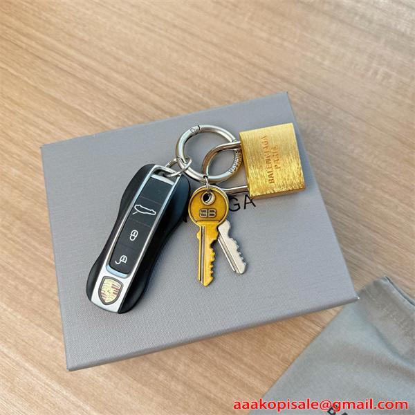 Rodeo新作BALENCIAGA  バレンシアガ キーホルダーコピーアクセサリー登場 おしゃれSNS映え間違いなし