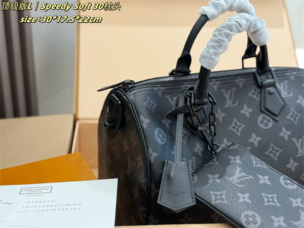 ❤LVモノグラムSpeedy Soft 30ルイヴィトンショルダーバッグコピーおしゃれで大容量 通勤＆短期旅行にぴったり
