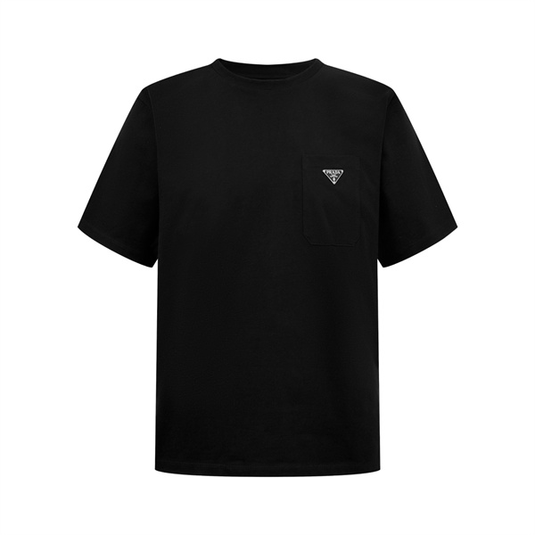 最新2026トレンド★プラダtシャツコピーPRADAおしゃれコーディネート年齢問わずカッコイイ