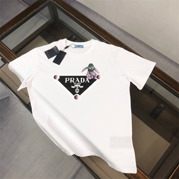 フロントプリント ぬいぐるみ デザイン カジュアル 夏コーデ プラダ コピー PRADA