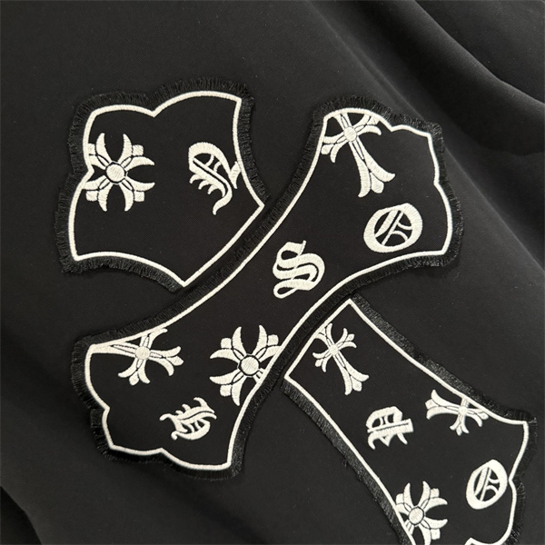   UV変色 刺繍クロス ワイドシルエット クルーネック 夏服 クロムハーツ コピー CHROME HEARTS Tシャツ