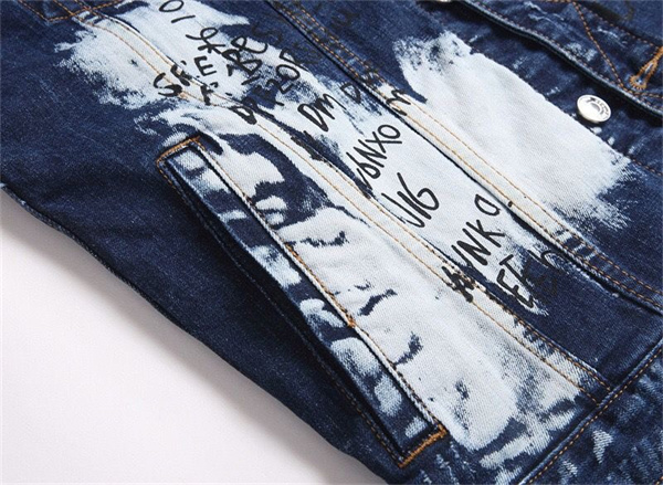  ダメージ加工 ペイントグラフィック ヴィンテージ風 長袖 ディースクエアード コピー DSQUARED2