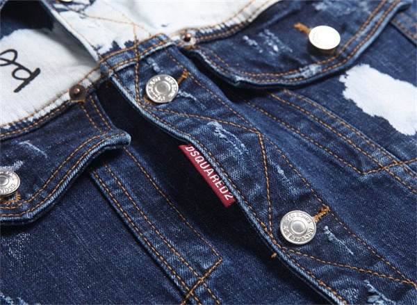  ダメージ加工 ペイントグラフィック ヴィンテージ風 長袖 ディースクエアード コピー DSQUARED2