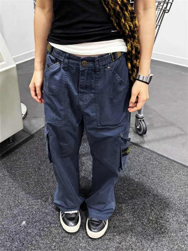 ダークネイビー カーゴパンツ  ストーンアイランド コピー Stone Island サイドロゴパッチ ワイドストレート