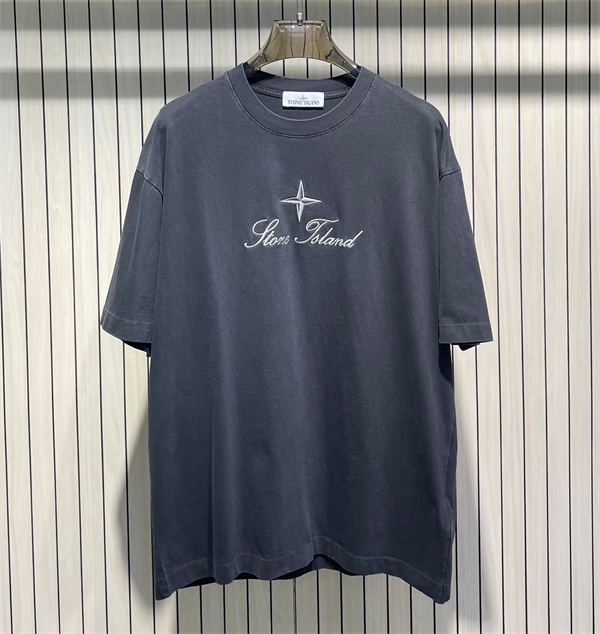 3カラー 半袖Tシャツ ストーンアイランド コピー  センターロゴプリント クルーネック Stone Island