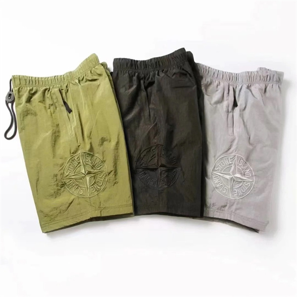  シャイニーショートパンツ コンパスパッチ ドローコード ウエストゴム ストーンアイランド コピー Stone Island