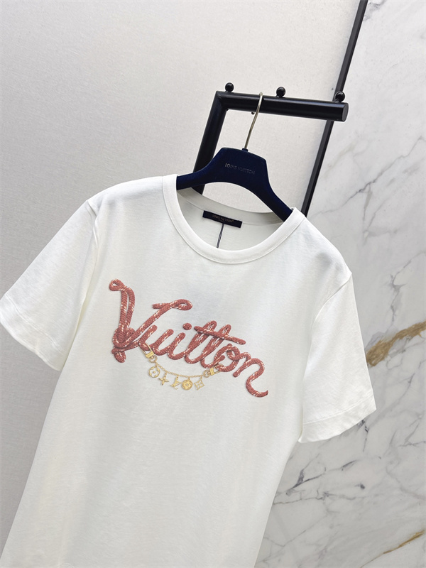ルイヴィトン風 Louis Vuittonスタイル ロゴ刺繍Tシャツ 半袖 レディース 上品デザイン シンプル カジュアル 高級感 コットン素材