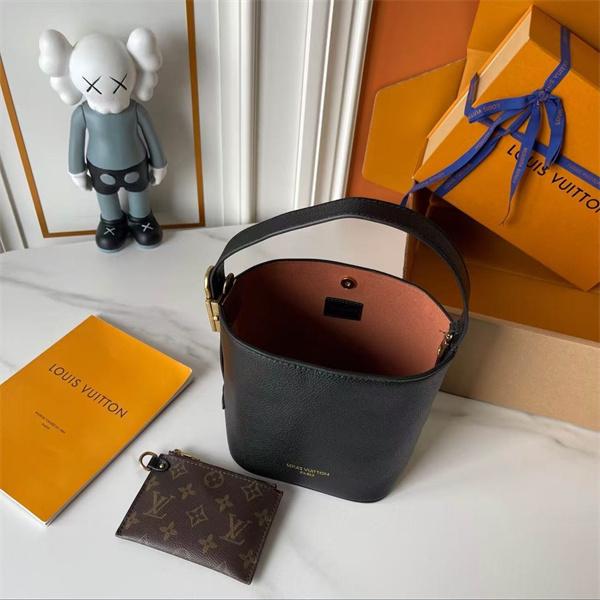 2026新作 バケット型 ルイヴィトン コピー ハンドバッグ LOUIS VUITTON レディース シンプル 高級感 上品