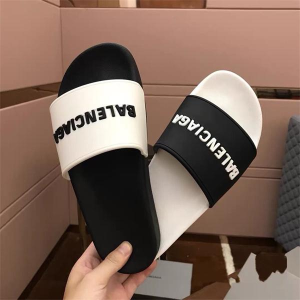 バレンシアガ コピー サンダル BALENCIAGA ロゴ シャワーサンダル ブラック 白 カジュアル 軽い 百搭 夏靴 カジュアル スリッパ