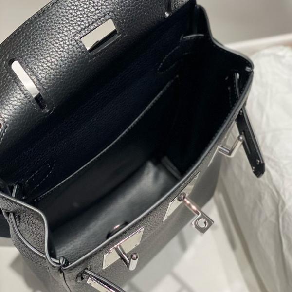 バッグ メンズ エルメス スーパーコピー ミニショルダー シンプル無地 高級感 モード系 Hermès