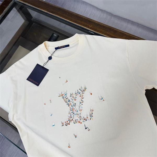  ルイ・ヴィトン コピー  Ｔシャツ 半袖 ワイドフィット ホワイト 軽量 通気性 上品仕上げ Louis Vuitton ルイヴィトン 柔らか 立体ロゴ