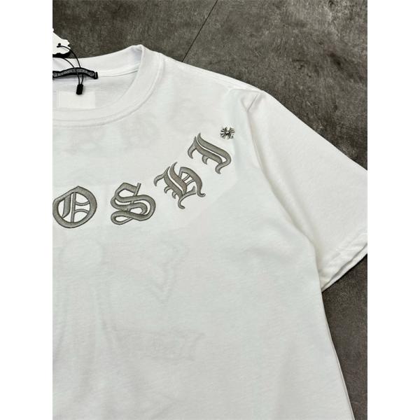  クロムハーツ コピー 半袖 Tシャツ メンズ ワイドフィット 刺繍デザイン クロスモチーフ ゴシック文字 バックプリント フロントロゴ オーバーサイズ カジュアル ストリート ホワイト 春夏