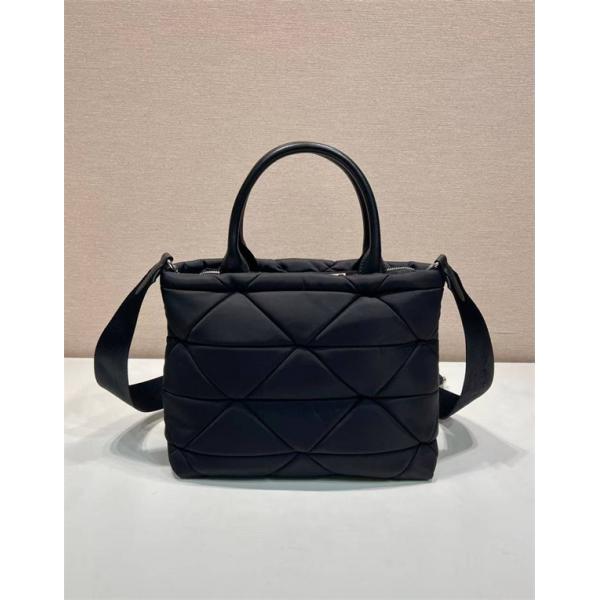 PRADA コピー プラダ ハンドバッグ ナイロンキルティング ブラック 2WAY ショルダーバッグ ミニポーチ付き 軽量 大容量 高級仕様 N級モデル レディース