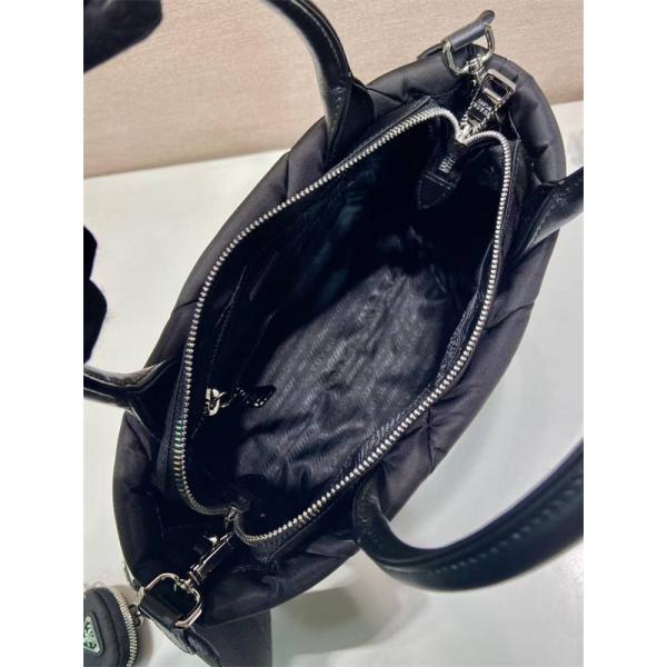 PRADA コピー プラダ ハンドバッグ ナイロンキルティング ブラック 2WAY ショルダーバッグ ミニポーチ付き 軽量 大容量 高級仕様 N級モデル レディース
