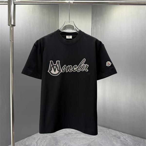 【美品☆高級モデル☆スタッズロゴ】モンクレール Tシャツ 半袖 入手困難 Moncler コピー モンクレール 半袖Tシャツ ブラック フロントロゴ