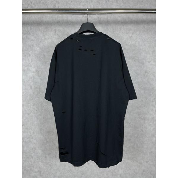 バレンシアガ コピー Balenciaga 651795 半袖Tシャツ ブラック ダメージ加工 ロゴプリント オーバーサイズ クラッシュデザイン ストリート系 メンズ