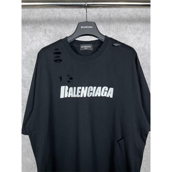 バレンシアガ コピー Balenciaga 651795 半袖Tシャツ ブラック ダメージ加工 ロゴプリント オーバーサイズ クラッシュデザイン ストリート系 メンズ