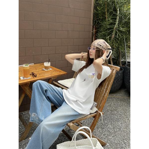  ホワイト ルイヴィトン コピー 半袖 Tシャツ 手描き風ロゴ カラープリント ルーズ感 夏映え カジュアル Louis Vuitton