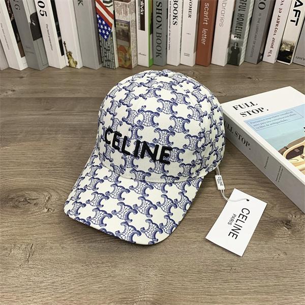 モノグラム柄 刺繍ロゴ コーデ主役 大人カジュアル 高見え デザイン性 帽子 セリーヌ コピー CELINE