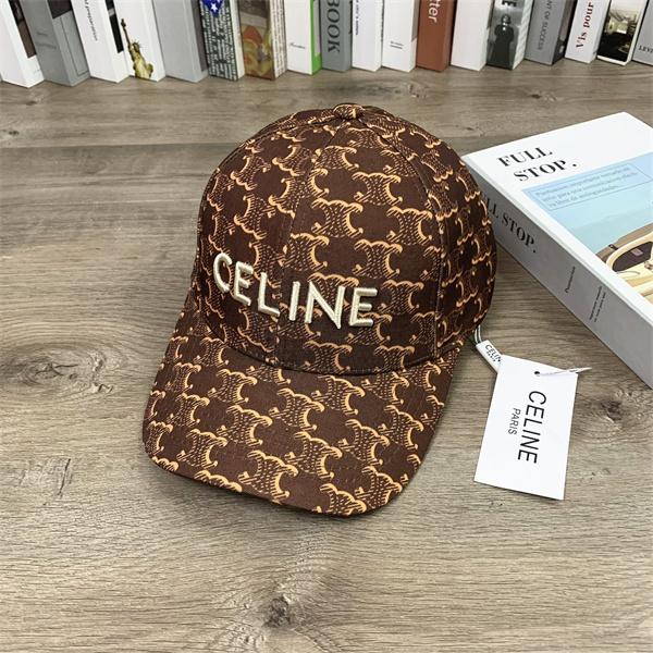 モノグラム柄 刺繍ロゴ コーデ主役 大人カジュアル 高見え デザイン性 帽子 セリーヌ コピー CELINE