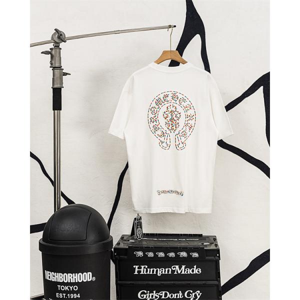 半袖Tシャツ Chrome Hearts コピー メンズ レディース 刺繍クロス バックプリント 大判ロゴ カラフル刺繍 綿素材 通気性 クルーネック オーバーサイズ ゆったり ストリート系 韓国ファッション ユニセックス 夏新作 人気 クロムハーツ