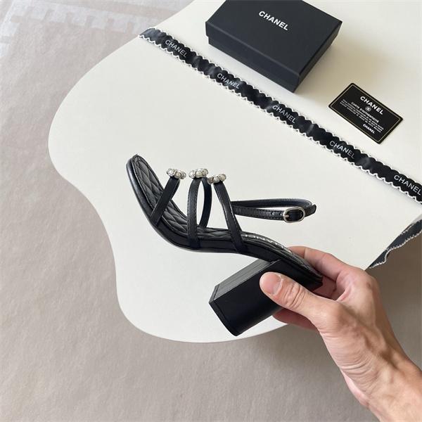  サンダル レディース シャネル コピー CHANELミュール チャンキーヒール ブラック ホワイト ベージュ ゴールド フラワービジュー ストラップサンダル スクエアトゥ 太ヒール 安定感 美脚 夏人気 