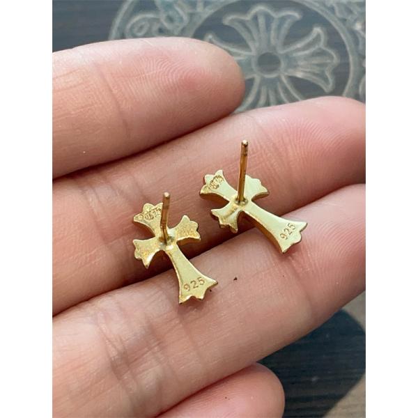 ユニセックス日常使いから特別な日まで CHROME HEARTS クロムハーツピアスコピー おしゃれアクセサリー★