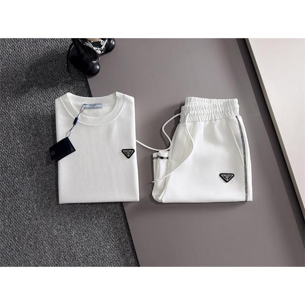 ★ 2026ss春夏プラダセットアップコピー夏の新定番 PRADA新登場 日常使いにぴったり快適度高め