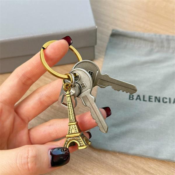 2026新作 ファッションリーダー必見BALENCIAGA  バレンシアガ バッグチャームコピー毎日使いたくなるほど可愛い